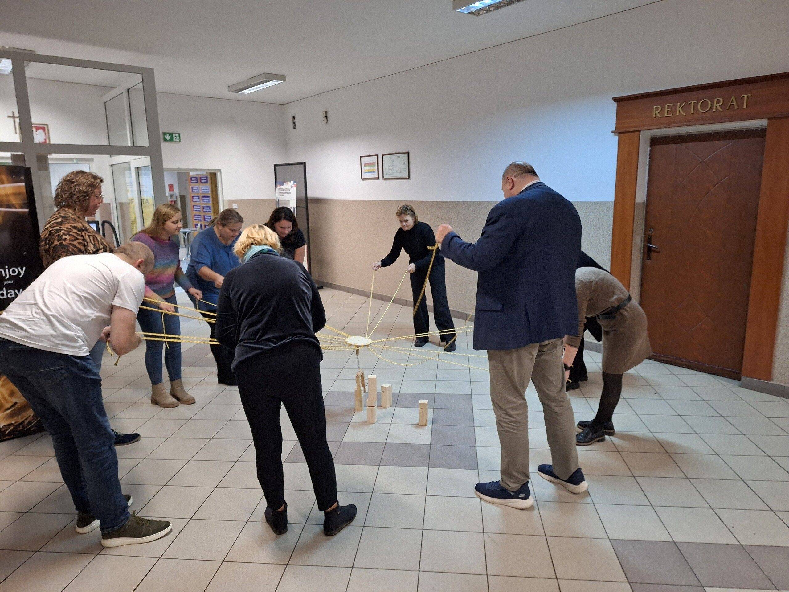 Sieć współpracy i samokształcenia nauczycieli i dyrektorów szkół: Psychospołeczne funkcjonowanie ucznia zdolnego w środowisku edukacyjnym