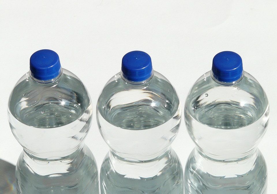 Tajemnice plastikowej butelki, czyli coś z niczego