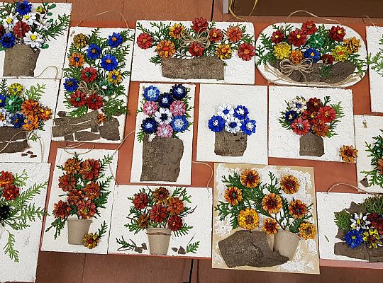 Warsztaty pn. ,,Rękodzieło z szyszek”