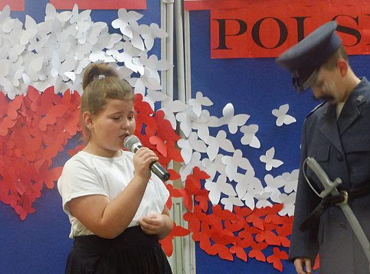 Niepodległa w Szkole Podstawowej w Łebuni