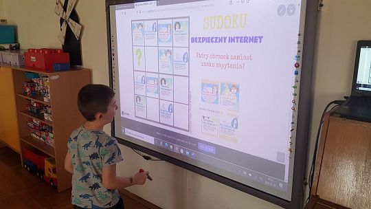 Escape Room – Bezpieczni w internecie