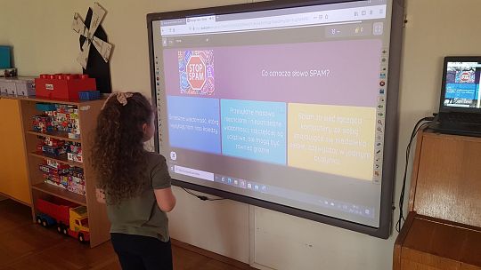 Escape Room – Bezpieczni w internecie