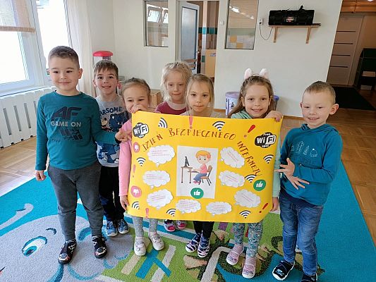 Pakat pt. „Dzień bezpiecznego internetu”