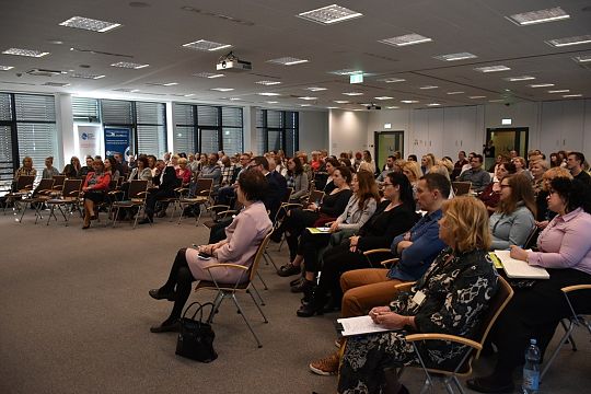 Po konferencji „Cyberzaburzenia i cyberuzależnienia. Zjawisko, uwarunkowania, profilaktyka”