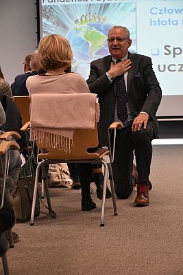 Po konferencji „Cyberzaburzenia i cyberuzależnienia. Zjawisko, uwarunkowania, profilaktyka”