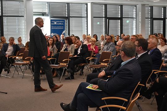 Po konferencji „Cyberzaburzenia i cyberuzależnienia. Zjawisko, uwarunkowania, profilaktyka”