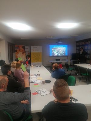 Warsztaty stacjonarne pt. Jak uczyć młodzież o dezinformacji