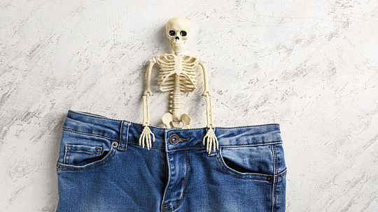 Jak rozmawiać z dziećmi o anoreksji, bulimii i