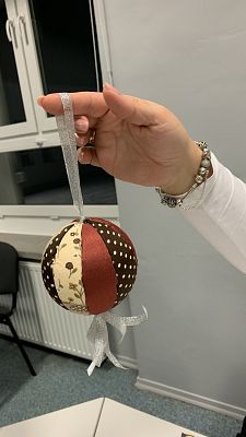 „Warsztaty kreatywne- bombki świąteczne w stylu kimekomi”