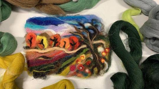 Kreatywne warsztaty pn. „Obrazy wełną malowane- cztery pory roku”