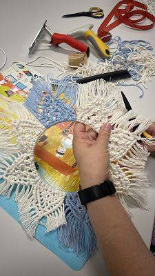 Warsztaty pn. „Rękodzieło ludowe jako forma terapii zajęciowej: tworzenie projektów z makramy”