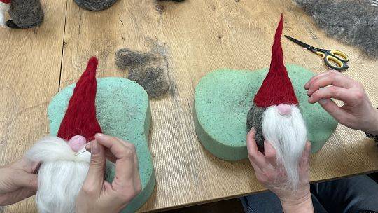 Bożonarodzeniowe warsztaty filcowania pn. ,,Wielokulturowe Święta Bożego Narodzenia”