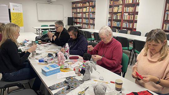 Kreatywne szycie ze skarpet – warsztaty rękodzielnicze dla nauczycieli